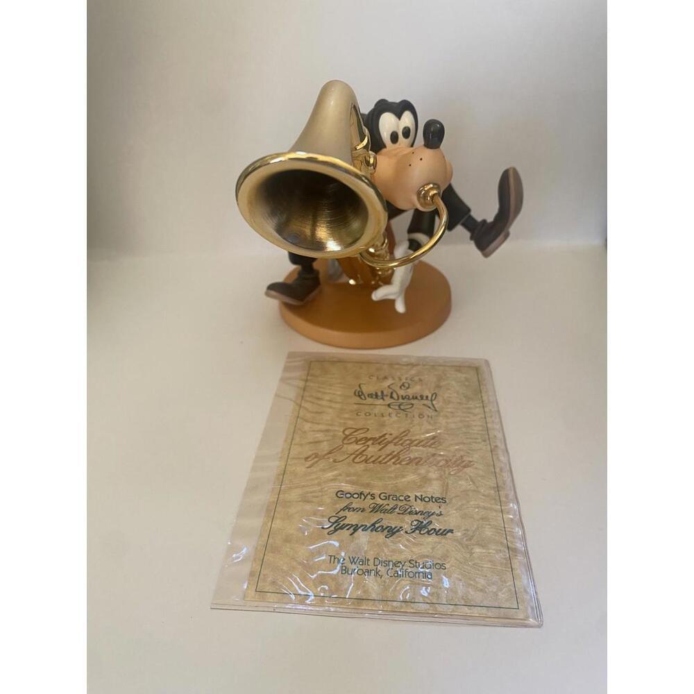 WDCC SYMPHONY HOUR - GOOFY'S GRACE NOTES - Retired 1997 - COA - With Box